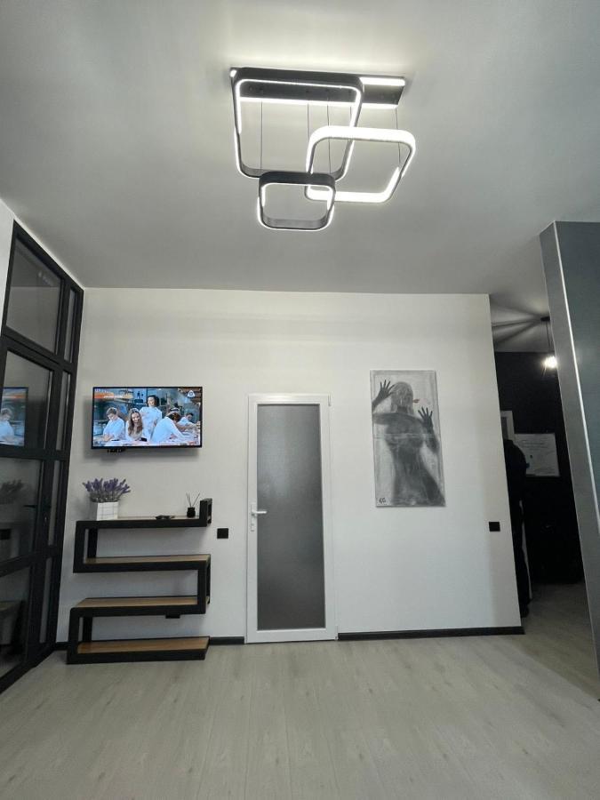 Vel Люкс Apartamento Chernivtsi Exterior foto