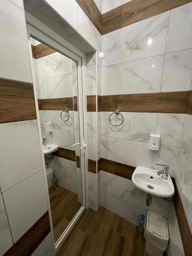 Vel Люкс Apartamento Chernivtsi Exterior foto